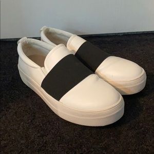 Steve Madden Gwyn Slip-On Sneaker